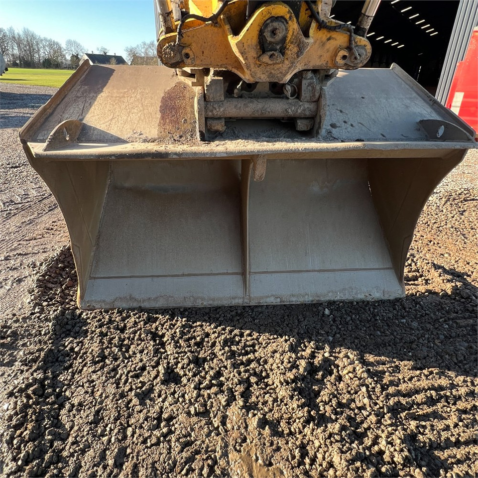 Crawler excavator Volvo EC250 EL: picture 31