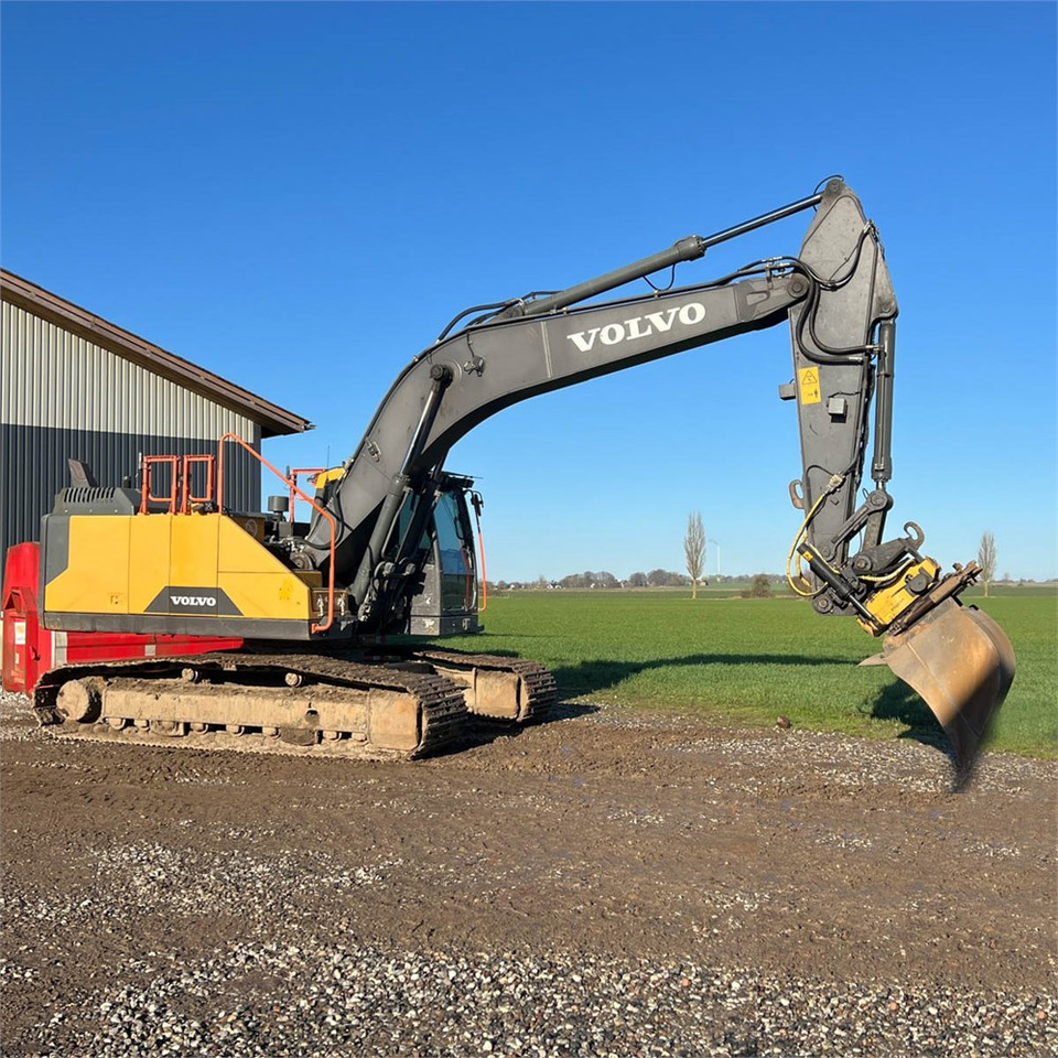 Crawler excavator Volvo EC250 EL: picture 11
