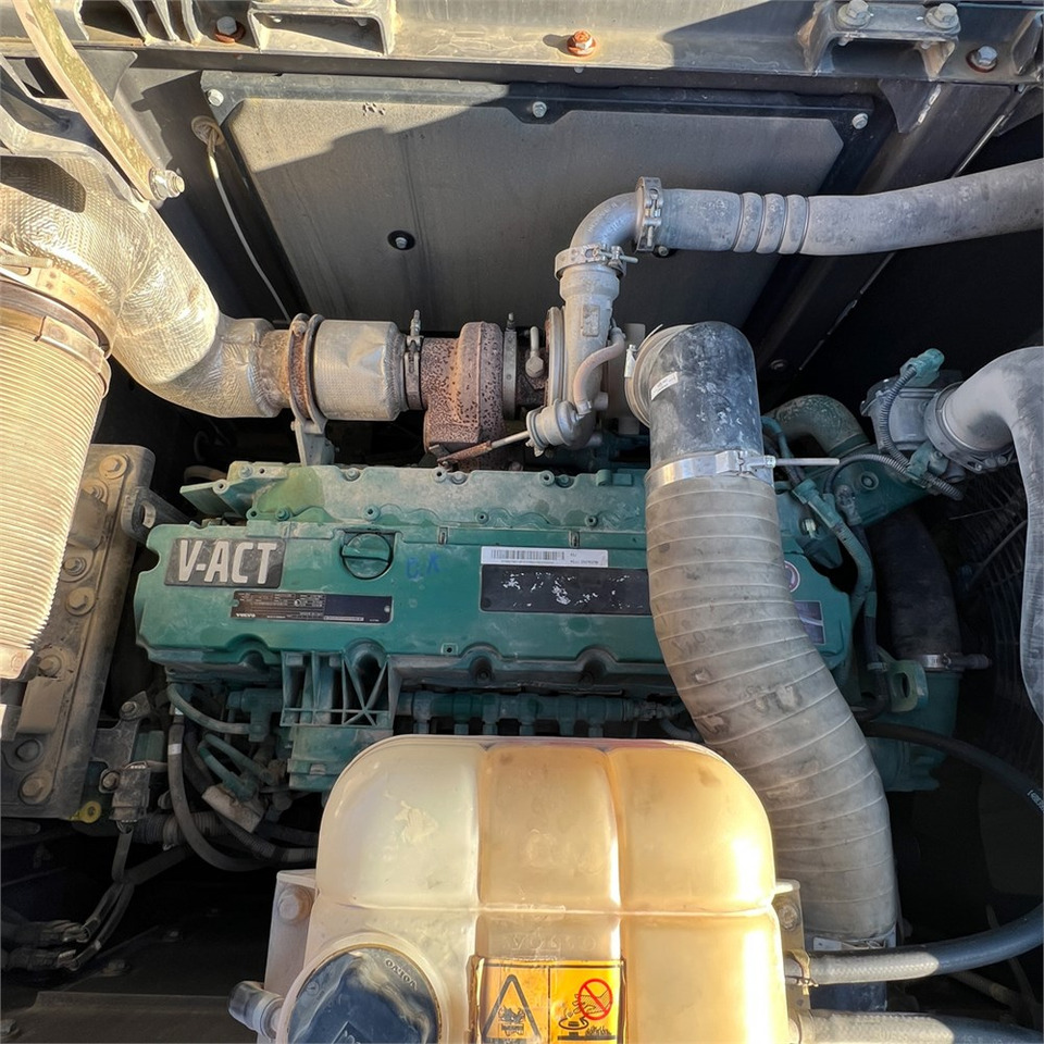 Crawler excavator Volvo EC250 EL: picture 40