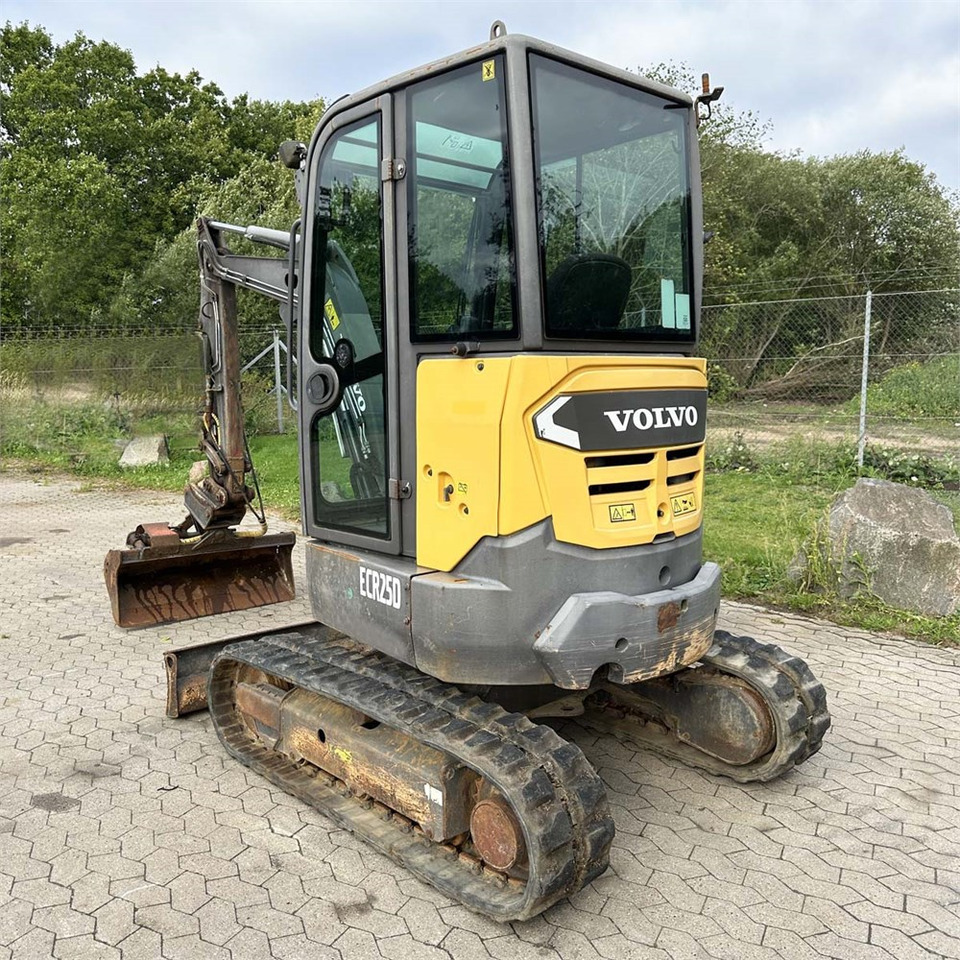 Volvo ECR25 D - Mini excavator: picture 3 Volvo ECR25 D - Mini excavator: picture 3