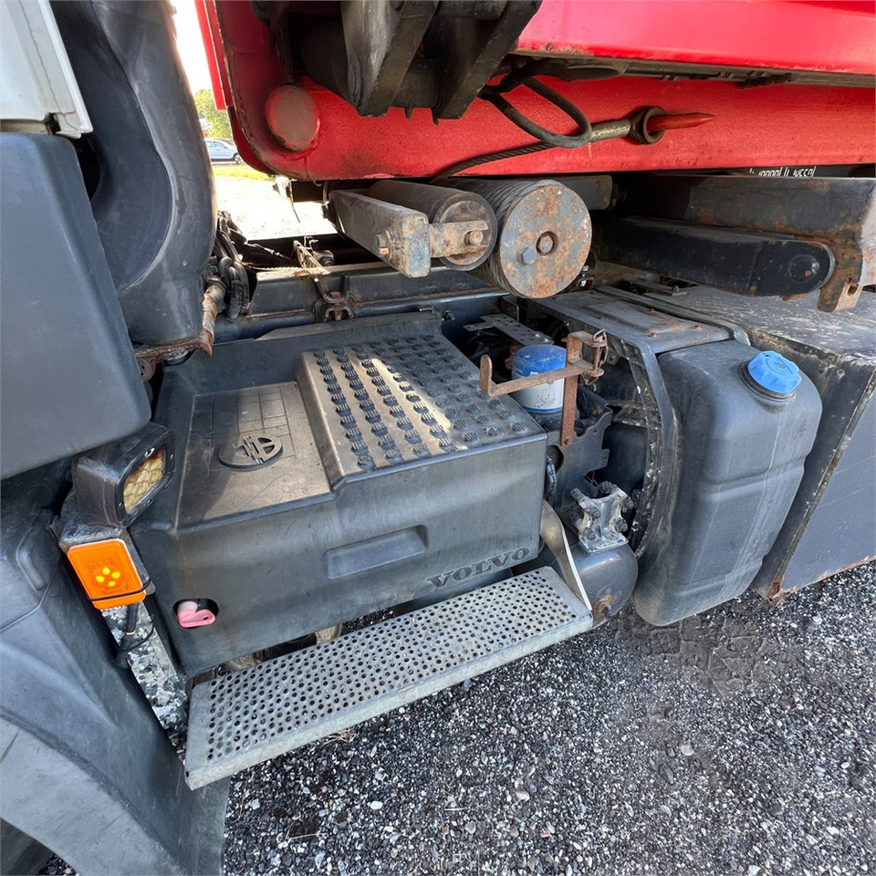 Dropside/ Flatbed truck, Crane truck Volvo FM 8x4 500: picture 38