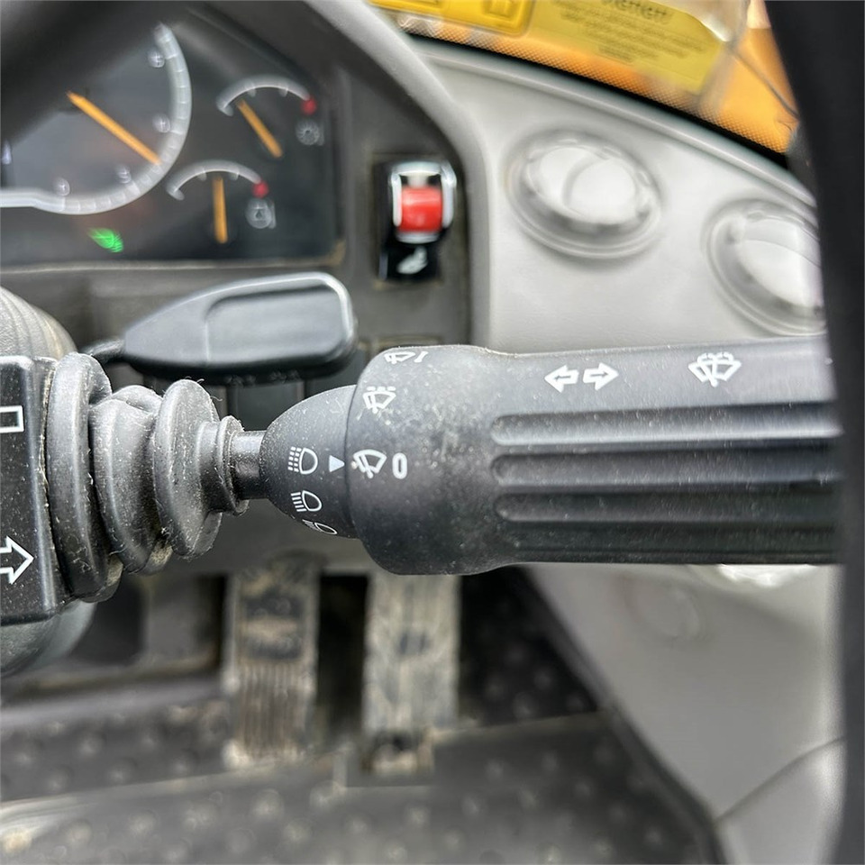 Wheel loader Volvo L120 H: picture 24