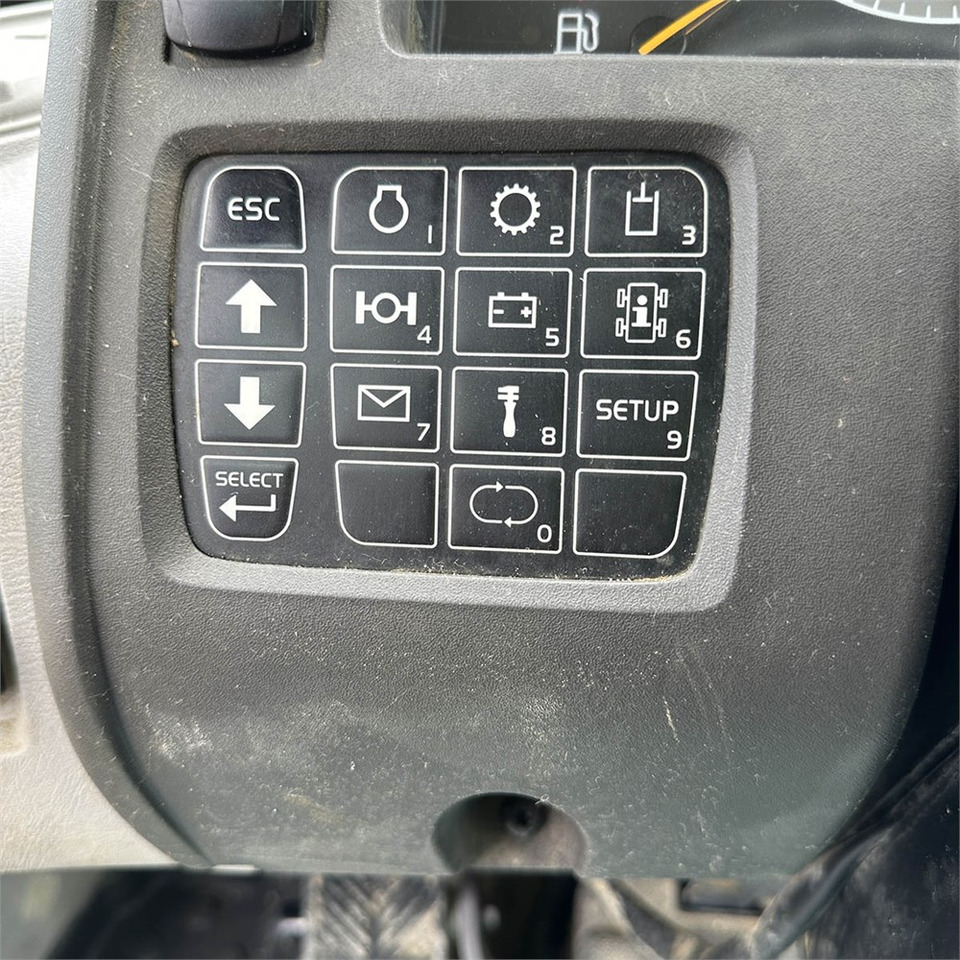 Wheel loader Volvo L120 H: picture 22