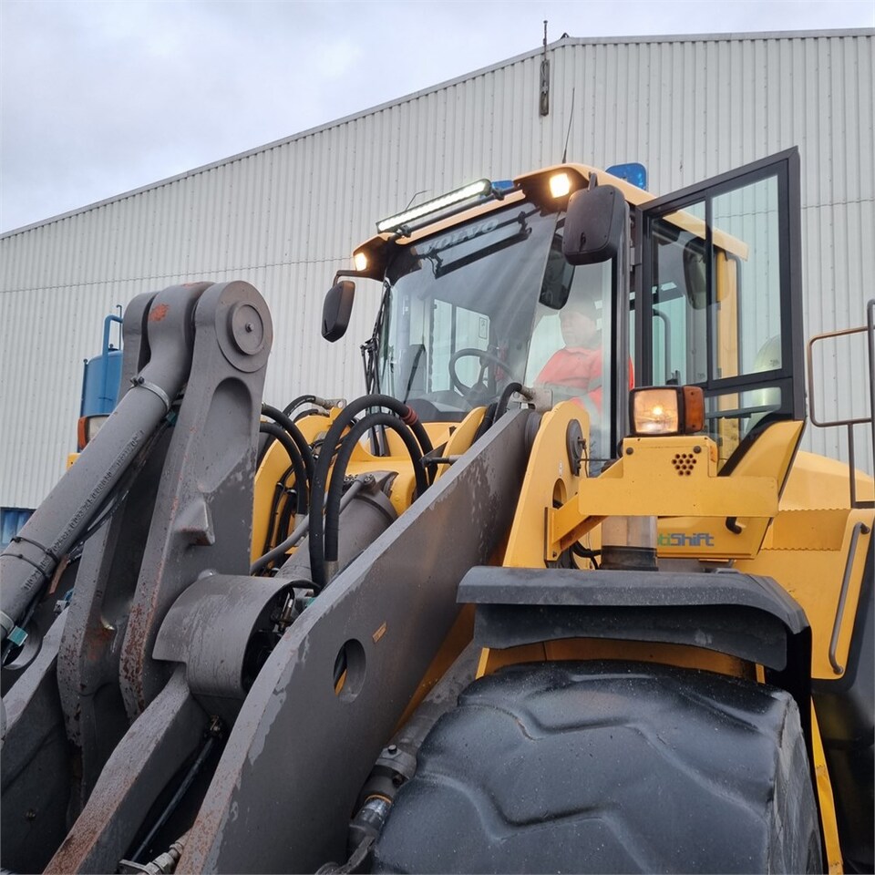 Leasing of Volvo L150G Volvo L150G: picture 10