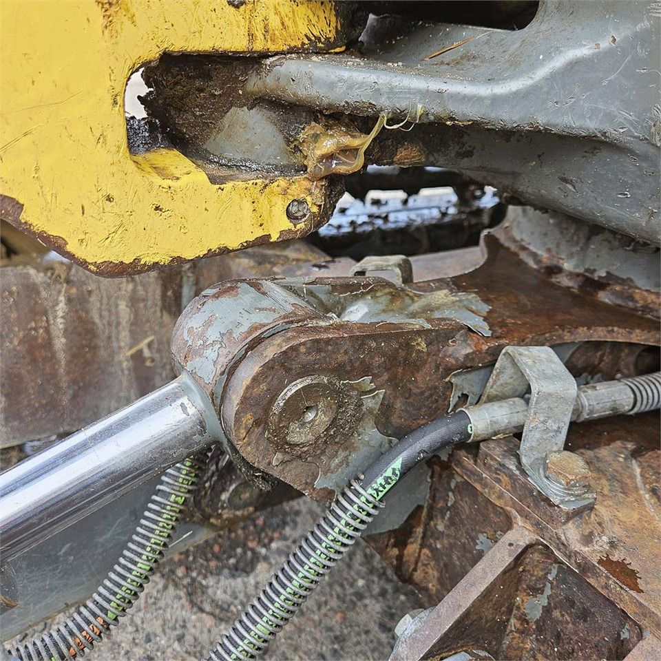 Mini excavator Wacker Neuson 803 Dualpower: picture 38