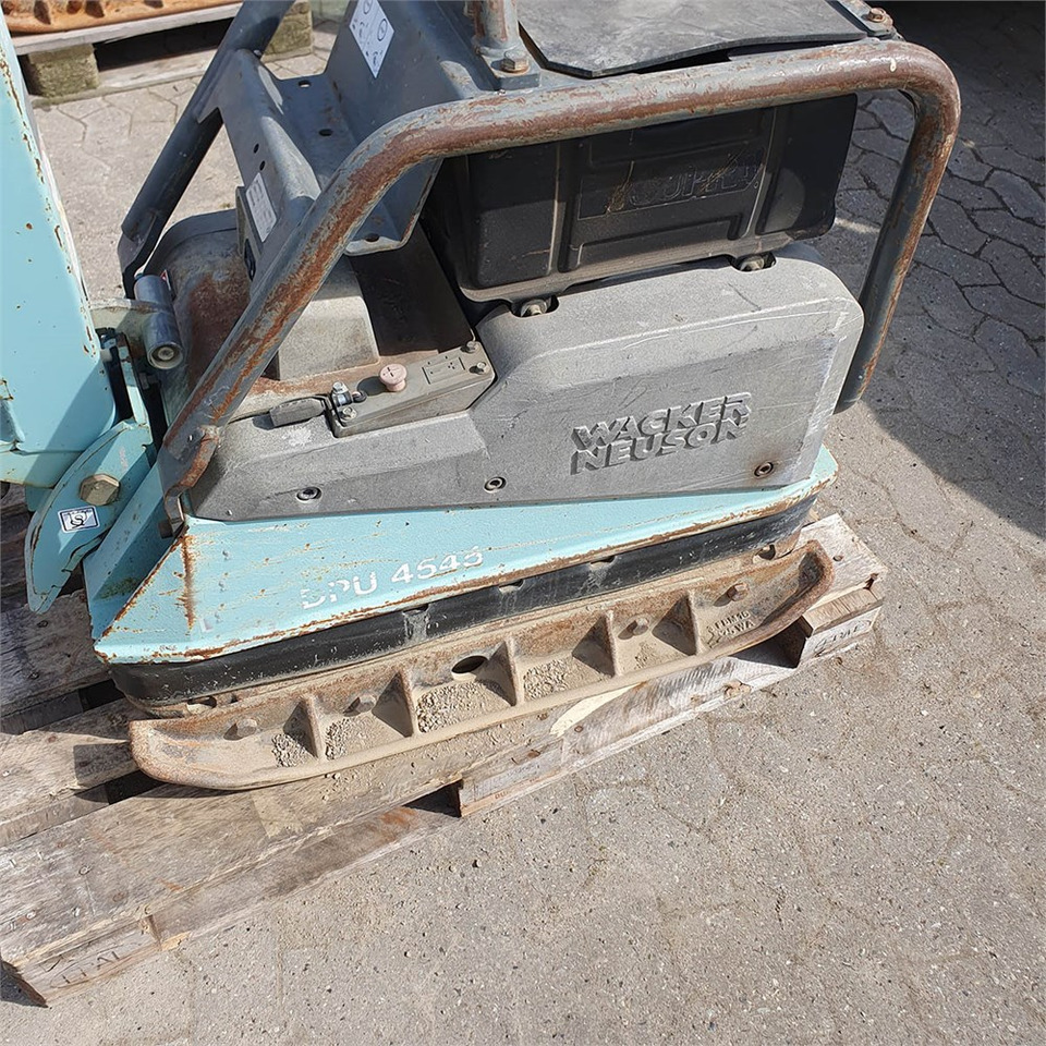 Wacker Neuson DPU4545 - Vibratory plate: picture 2 Wacker Neuson DPU4545 - Vibratory plate: picture 2