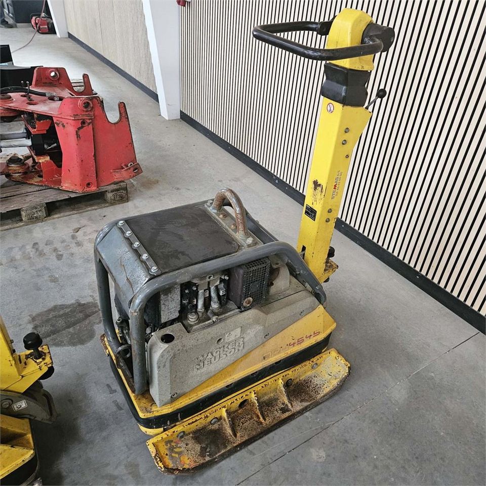 Wacker Neuson DPU4545Heh - Vibratory plate: picture 1 Wacker Neuson DPU4545Heh - Vibratory plate: picture 1