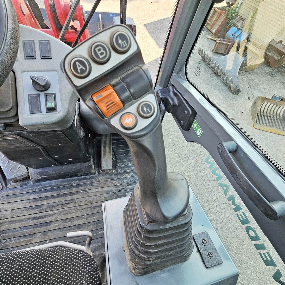 Skid steer loader Weidemann 2080: picture 10