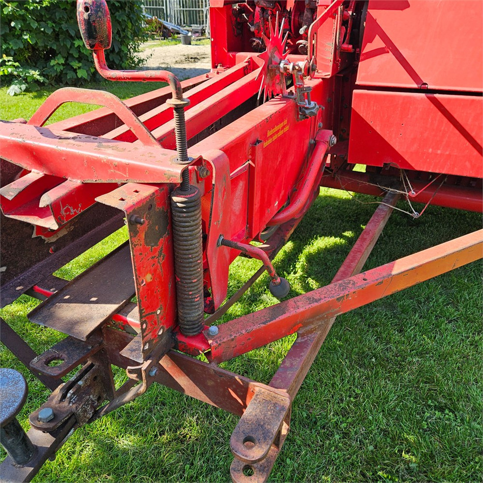Hay and forage equipment Welger Ap 61: picture 13