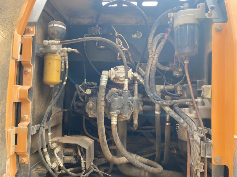 Crawler excavator Case CX180B: picture 18
