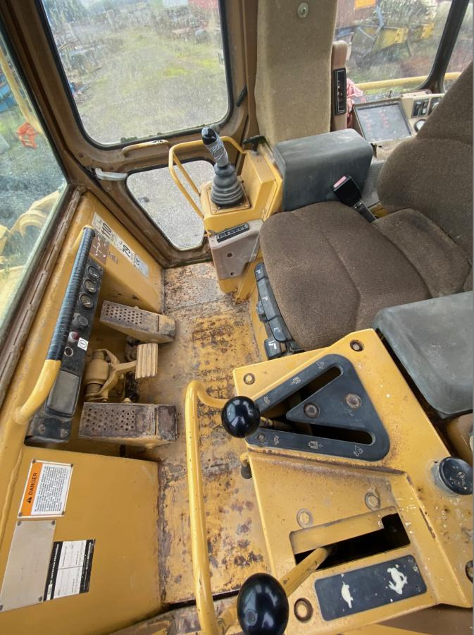 Crawler loader Caterpillar 963B: picture 11 Crawler loader Caterpillar 963B: picture 11