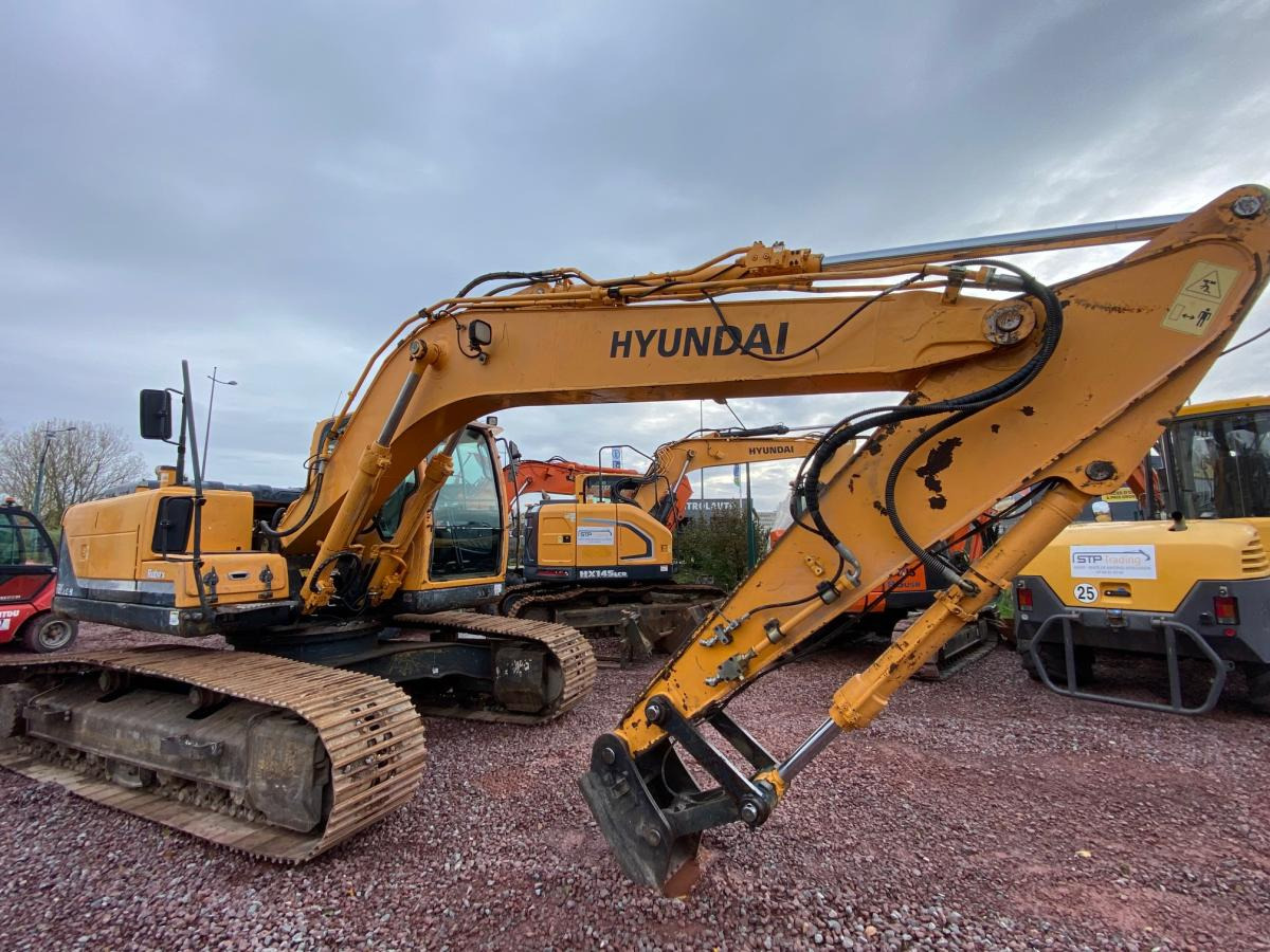 Hyundai ROBEX 180LC-9 - Crawler excavator: picture 2 Hyundai ROBEX 180LC-9 - Crawler excavator: picture 2
