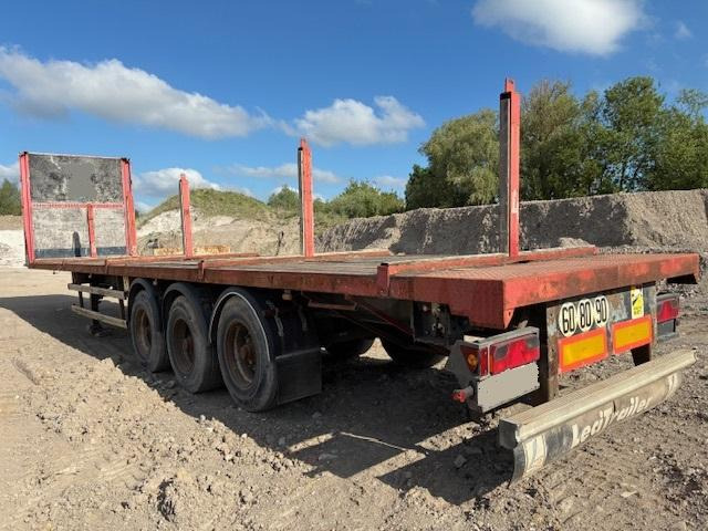 Lecitrailer SEMI PLATEAU 3 ESSIEUX - Dropside/ Flatbed trailer: picture 2 Lecitrailer SEMI PLATEAU 3 ESSIEUX - Dropside/ Flatbed trailer: picture 2