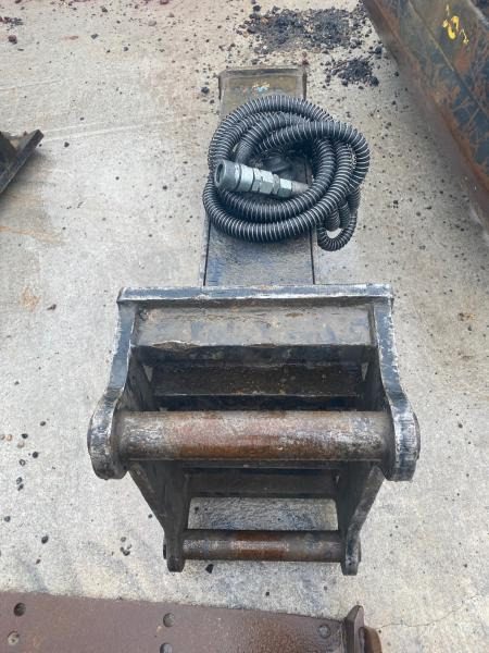 SOOSAN SQ 35 - Hydraulic hammer: picture 3 SOOSAN SQ 35 - Hydraulic hammer: picture 3