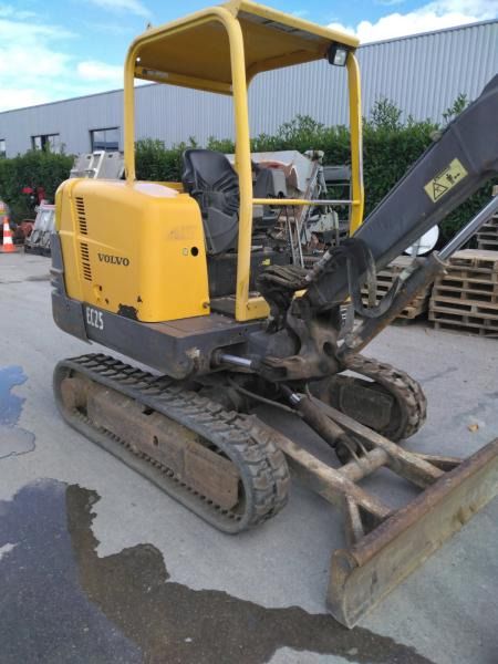 Volvo EC25 - Mini excavator: picture 2 Volvo EC25 - Mini excavator: picture 2