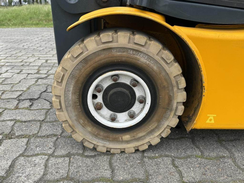 Electric forklift Jungheinrich EFG213: picture 8