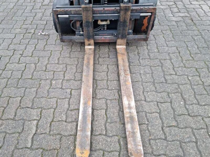 Linde H20D-01 - Diesel forklift: picture 3 Linde H20D-01 - Diesel forklift: picture 3