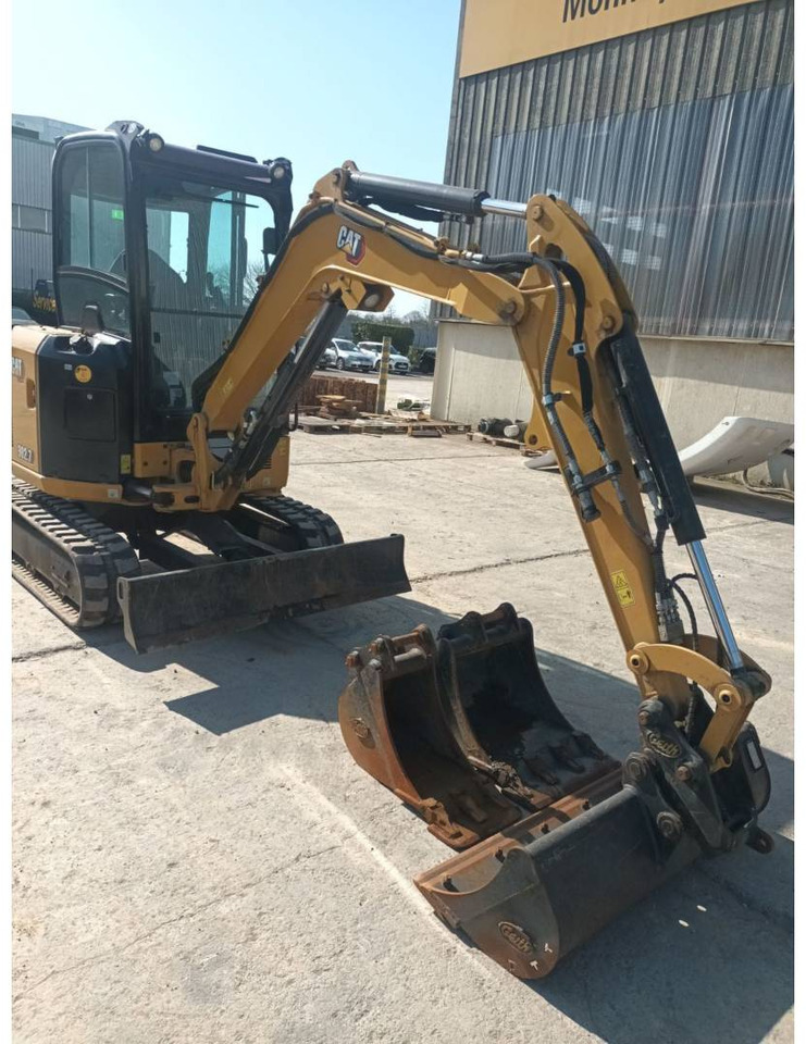 CAT 302.7 - Crawler excavator: picture 1 CAT 302.7 - Crawler excavator: picture 1
