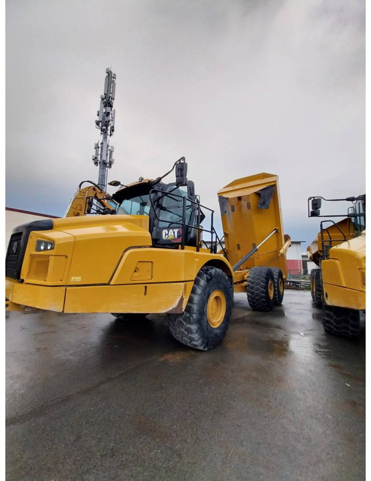 Articulated dumper CAT 745: picture 13