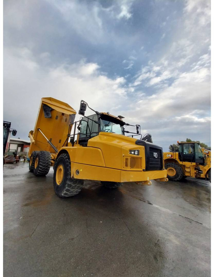 Articulated dumper CAT 745: picture 14