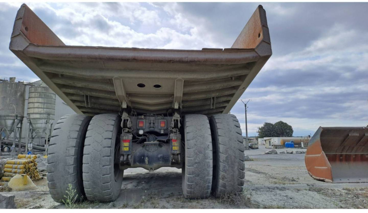 Rigid dumper/ Rock truck CAT 777F: picture 8