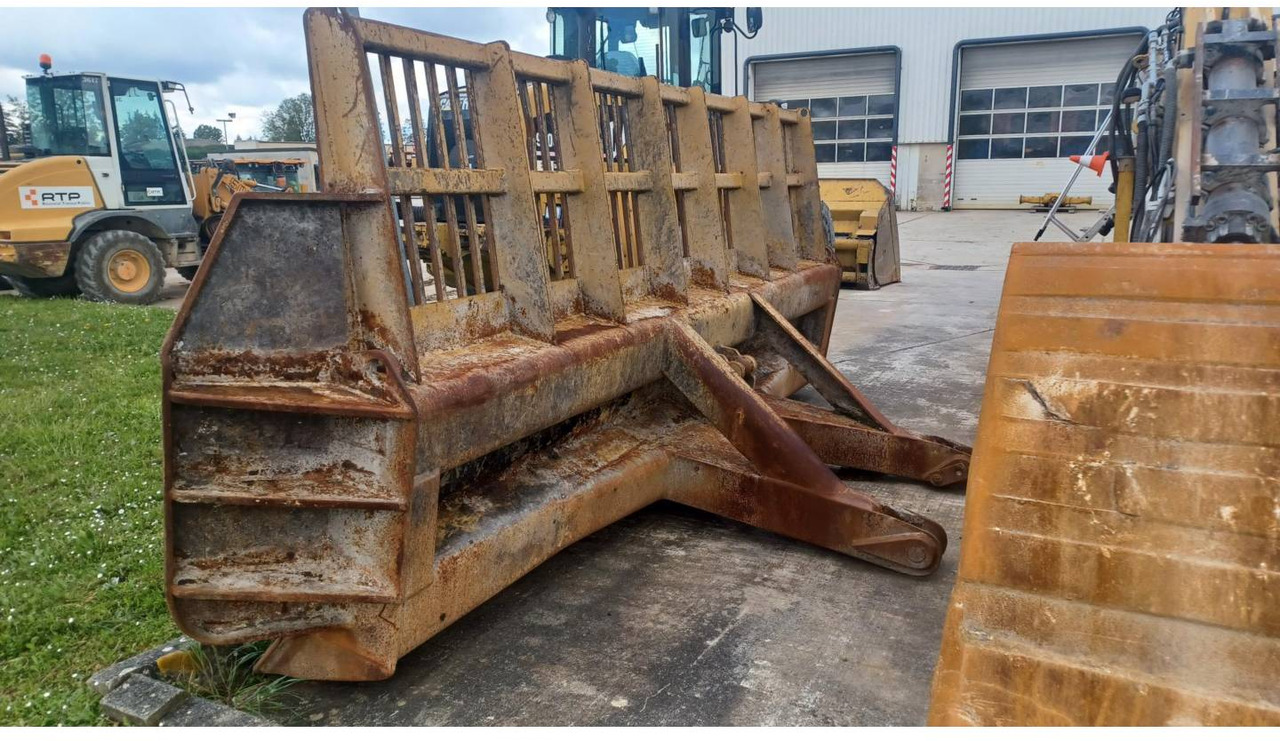 CAT 826G/LAME/AYH - Compactor: picture 5 CAT 826G/LAME/AYH - Compactor: picture 5