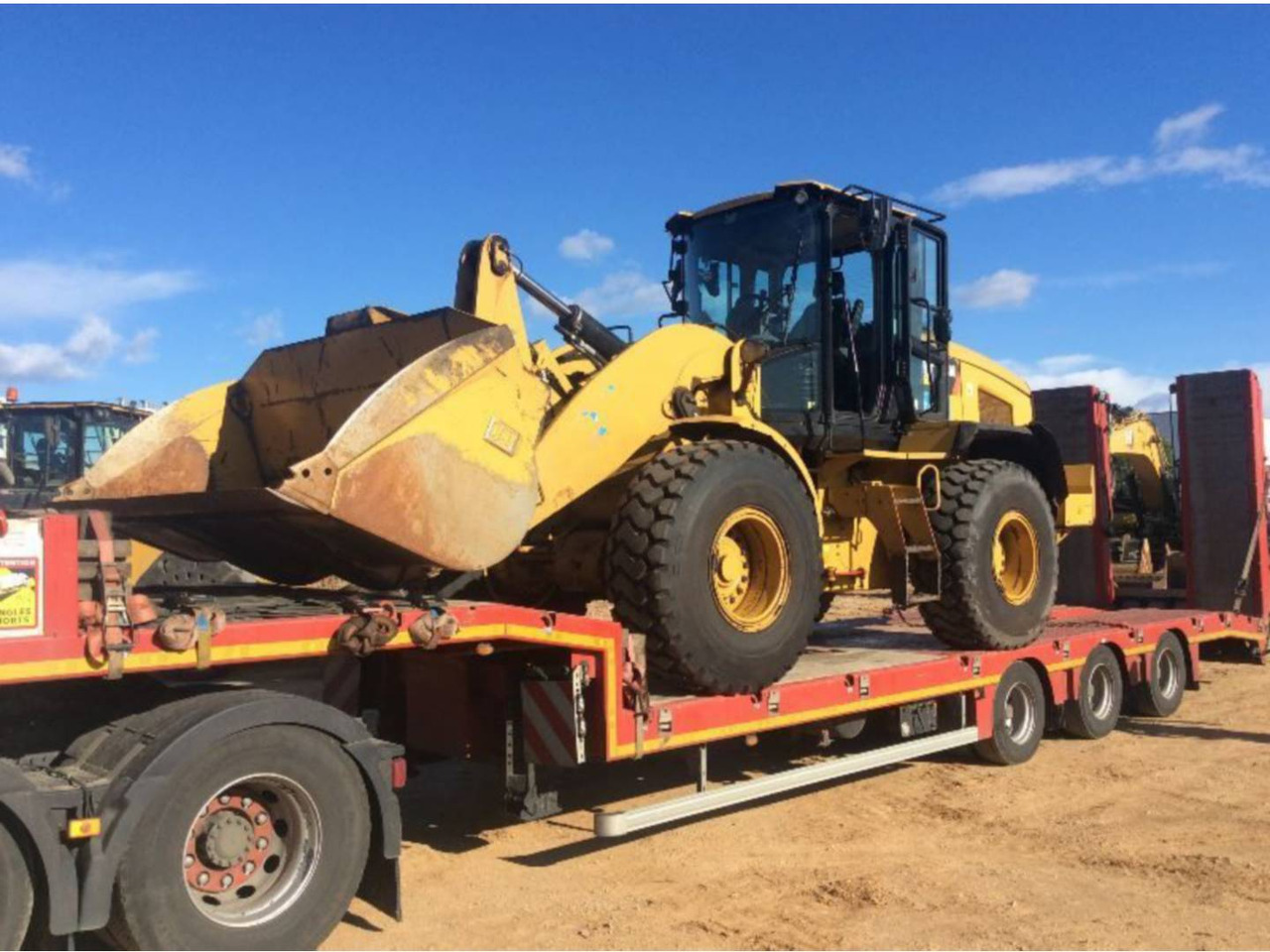 CAT 938M - Wheel loader: picture 2 CAT 938M - Wheel loader: picture 2