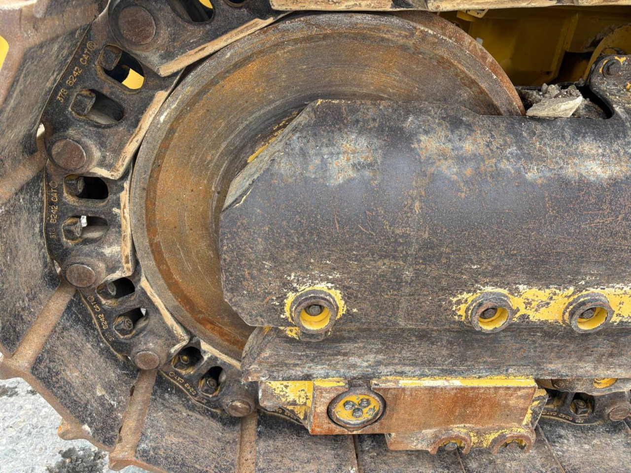 Crawler loader CAT 963K: picture 14