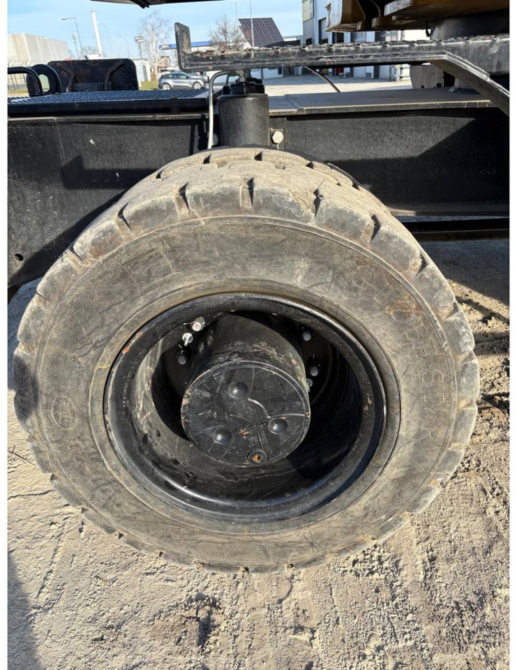 Wheel excavator CAT MH3024: picture 13