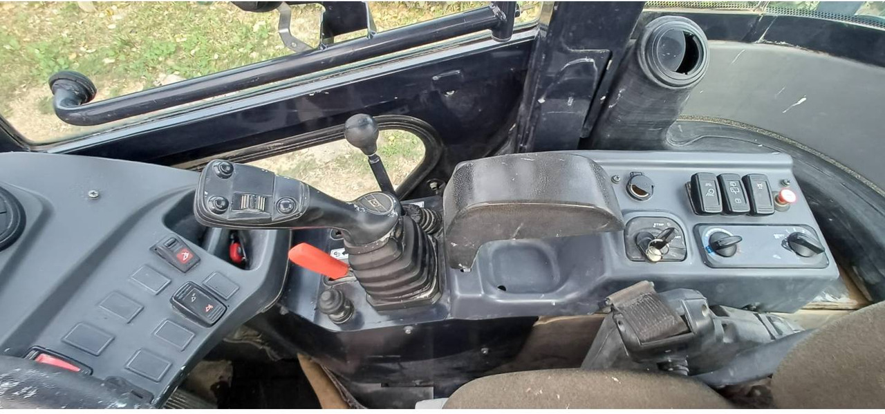 KUBOTA TRACTOR CORPORATION R065 - Wheel loader: picture 4 KUBOTA TRACTOR CORPORATION R065 - Wheel loader: picture 4