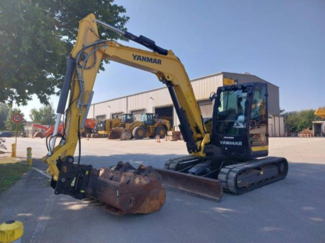 YANMAR VI080-1A - Crawler excavator: picture 1 YANMAR VI080-1A - Crawler excavator: picture 1