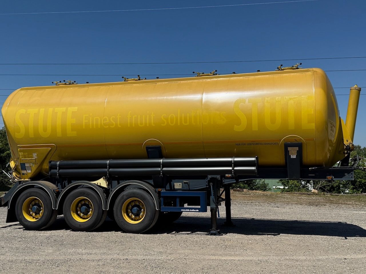 Silo semi-trailer Kässbohrer SSK 40 Lebensmittel-Kippsilo: picture 13