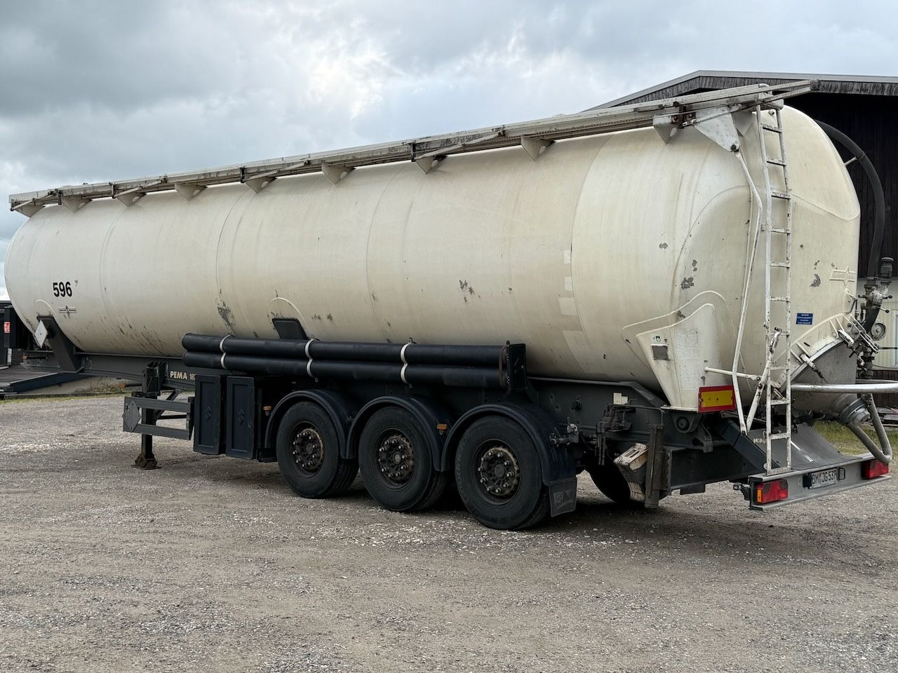 Spitzer SK 2760 CAL Kippsilo - Silo semi-trailer: picture 5 Spitzer SK 2760 CAL Kippsilo - Silo semi-trailer: picture 5