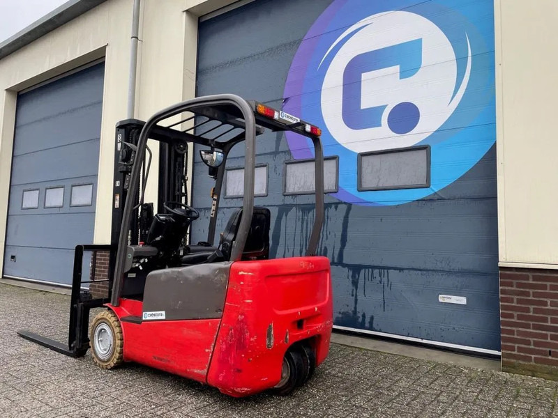 Manitou ME318-48V ELECTRIC Forklift Heftruck - Gabelstapler - 1800 Kg Load - Year 2014 - 3308 Hours ! - Electric forklift: picture 2 Manitou ME318-48V ELECTRIC Forklift Heftruck - Gabelstapler - 1800 Kg Load - Year 2014 - 3308 Hours ! - Electric forklift: picture 2