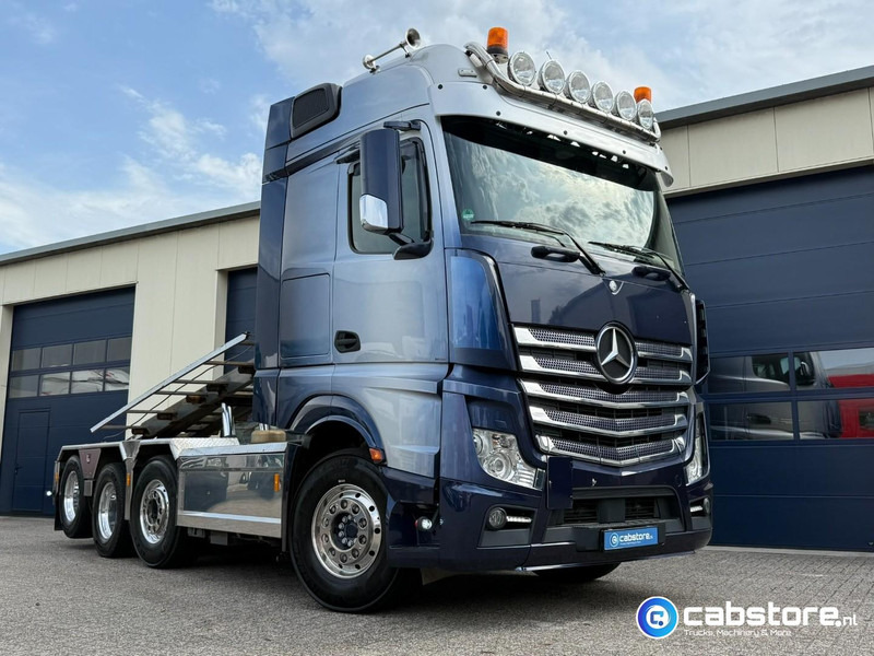 Mercedes-Benz ACTROS 3663 Euro 6 - 8x2 - RETARDER - Bouwjaar 09-2017 - 30 Ton's Container Kabelsysteem - Km 476.892 - Good condition - Cable system truck: picture 1 Mercedes-Benz ACTROS 3663 Euro 6 - 8x2 - RETARDER - Bouwjaar 09-2017 - 30 Ton's Container Kabelsysteem - Km 476.892 - Good condition - Cable system truck: picture 1