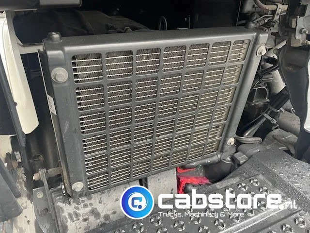 Tractor unit Scania S410 A4X2EB Euro 6 - MEGA - Lowdeck - Year 2018 - LED - Retarder - Smart tacho 2 - S-cabine: picture 13