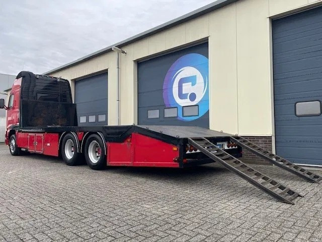 Volvo FH 12.460 6x2R Euro 3 - Oprijwagen - Machinetransporter - Year 2002 - APK tot 11-2025 - MANUAL - NL Truck - Autotransporter truck: picture 3 Volvo FH 12.460 6x2R Euro 3 - Oprijwagen - Machinetransporter - Year 2002 - APK tot 11-2025 - MANUAL - NL Truck - Autotransporter truck: picture 3
