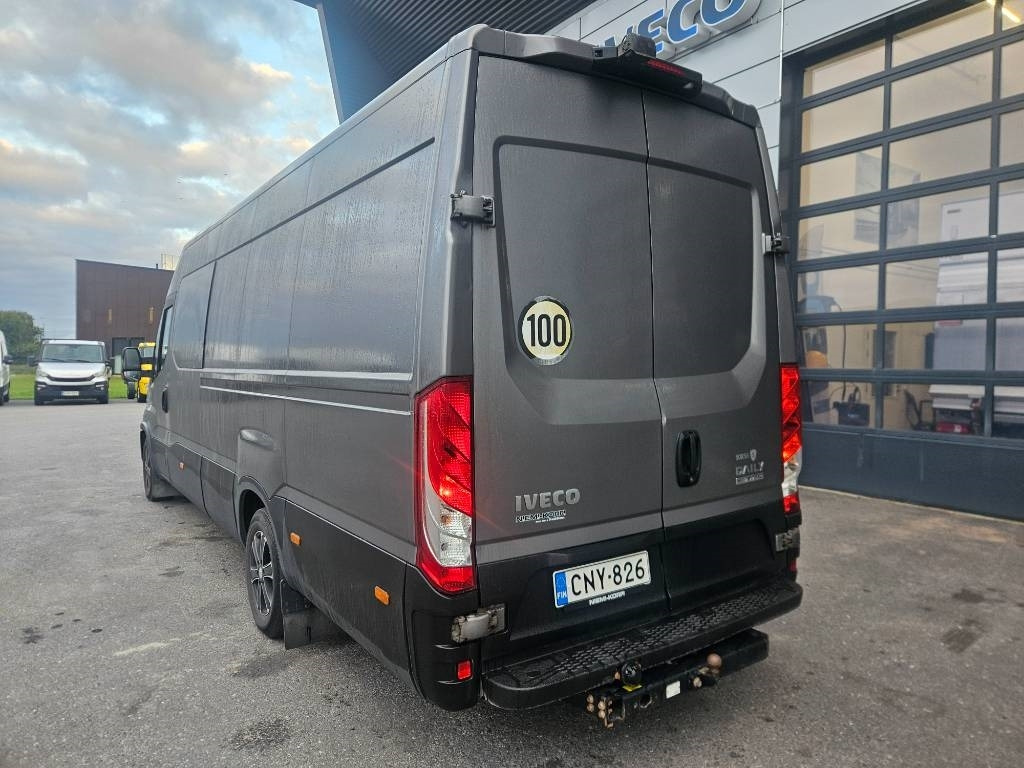 Iveco Daily 35S21A8 5hlö retkis - Panel van: picture 4 Iveco Daily 35S21A8 5hlö retkis - Panel van: picture 4