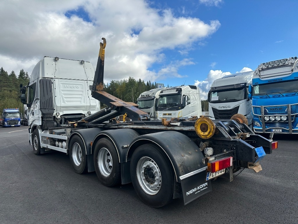 Iveco Stralis 8x4*4 - Hook lift truck: picture 4 Iveco Stralis 8x4*4 - Hook lift truck: picture 4