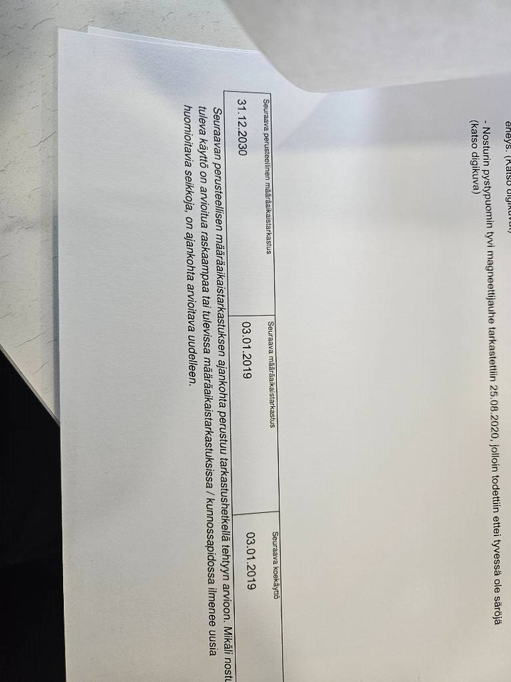 Crane truck Scania P 94 DB 220 Hiab 135-4 lisähydrauliikalla: picture 17