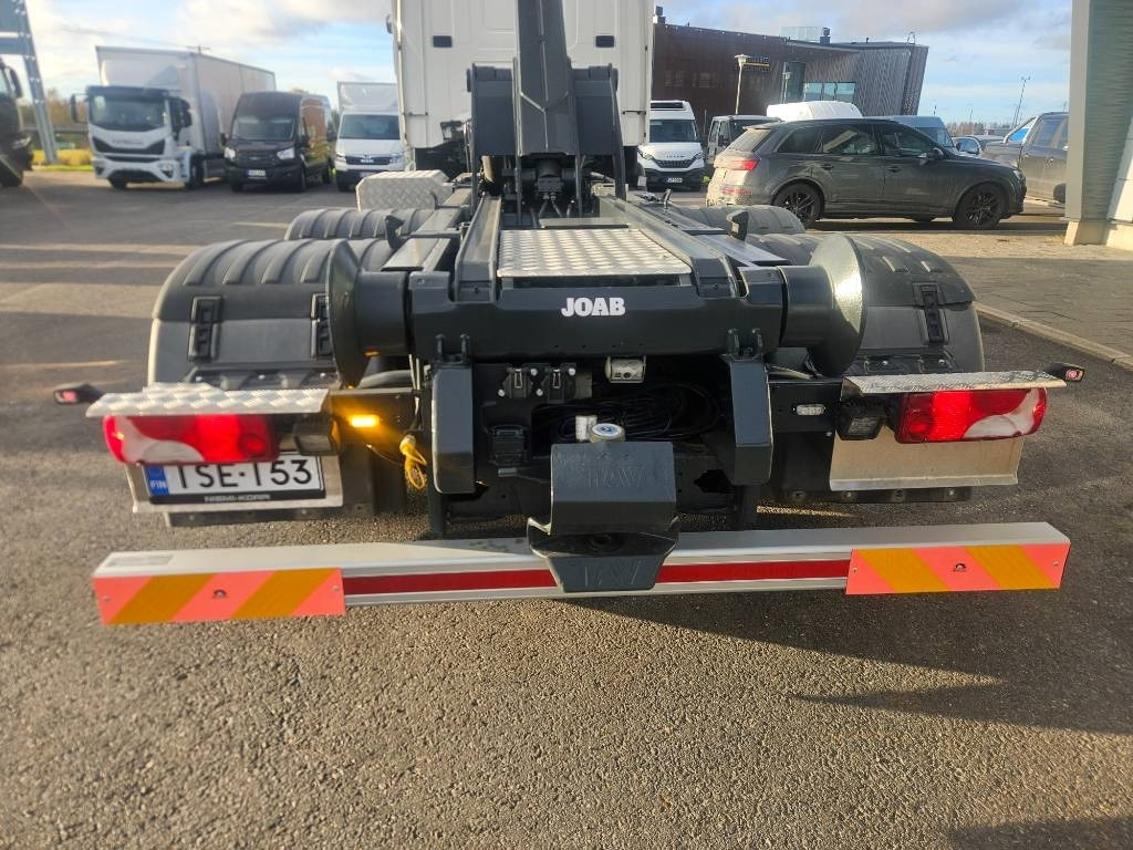 Scania R 450 6x2*4 - Hook lift truck: picture 5 Scania R 450 6x2*4 - Hook lift truck: picture 5