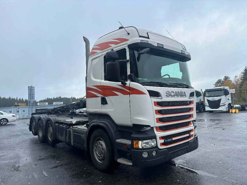 Scania R520 8x2/4 - Cable system truck: picture 3 Scania R520 8x2/4 - Cable system truck: picture 3