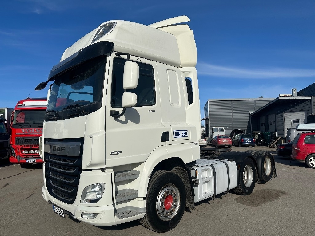 Tractor unit DAF CF 530: picture 1