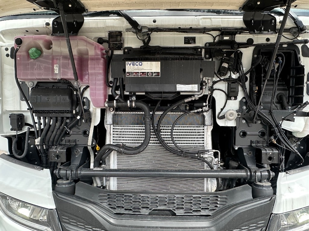 Leasing of Iveco S-Way AS440S500 UUSI MALLI my 24  Iveco S-Way AS440S500 UUSI MALLI my 24: picture 9