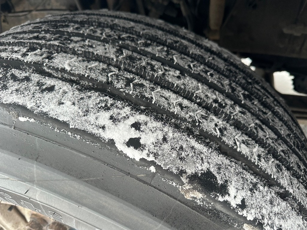 Volvo FH 13 500hv 8x4*4 - Crane truck: picture 5 Volvo FH 13 500hv 8x4*4 - Crane truck: picture 5