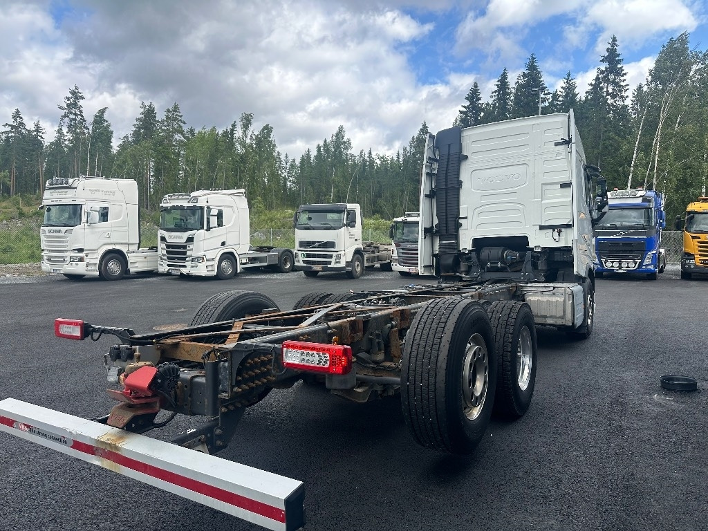 Volvo FH13 540 6x2*4 - Cab chassis truck: picture 3 Volvo FH13 540 6x2*4 - Cab chassis truck: picture 3