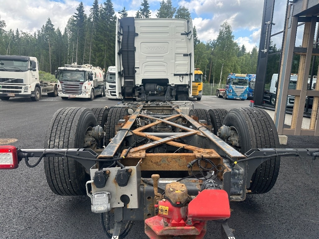 Volvo FH13 540 6x2*4 - Cab chassis truck: picture 5 Volvo FH13 540 6x2*4 - Cab chassis truck: picture 5