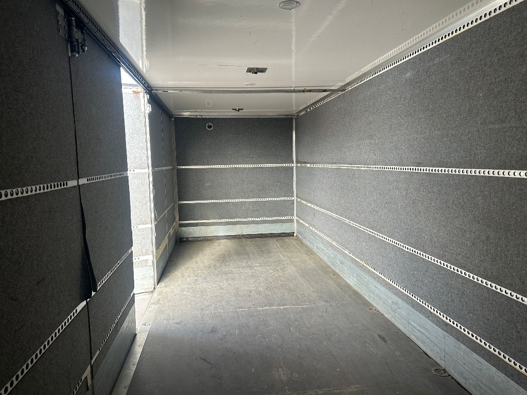 Volvo FL 280 - Box truck: picture 5 Volvo FL 280 - Box truck: picture 5