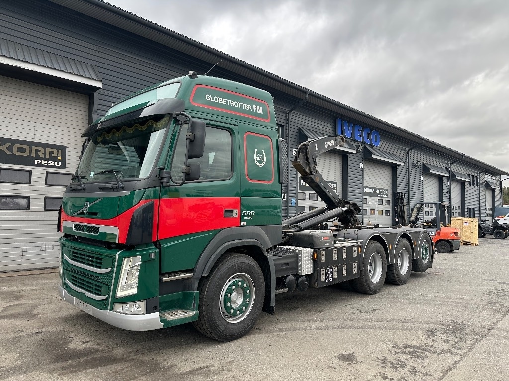 Volvo FM500 8x4*4 - Hook lift truck: picture 1 Volvo FM500 8x4*4 - Hook lift truck: picture 1