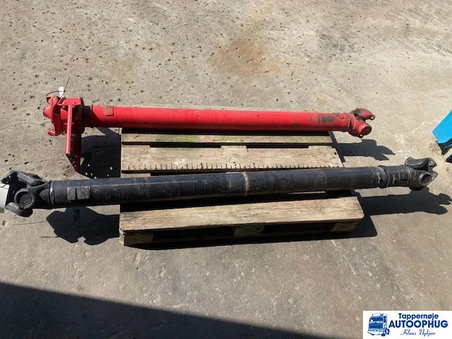 MAN Kardan – Propeller shaft MAN 81.39143-6208 - Axle and parts for Truck: picture 1 MAN Kardan – Propeller shaft MAN 81.39143-6208 - Axle and parts for Truck: picture 1
